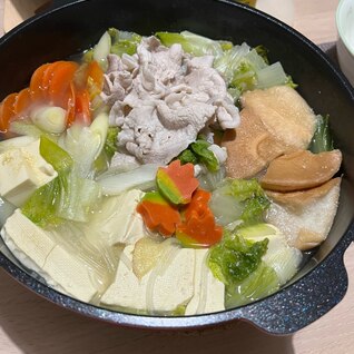 シンプルな美味しさ♪白菜と豚肉の水炊き